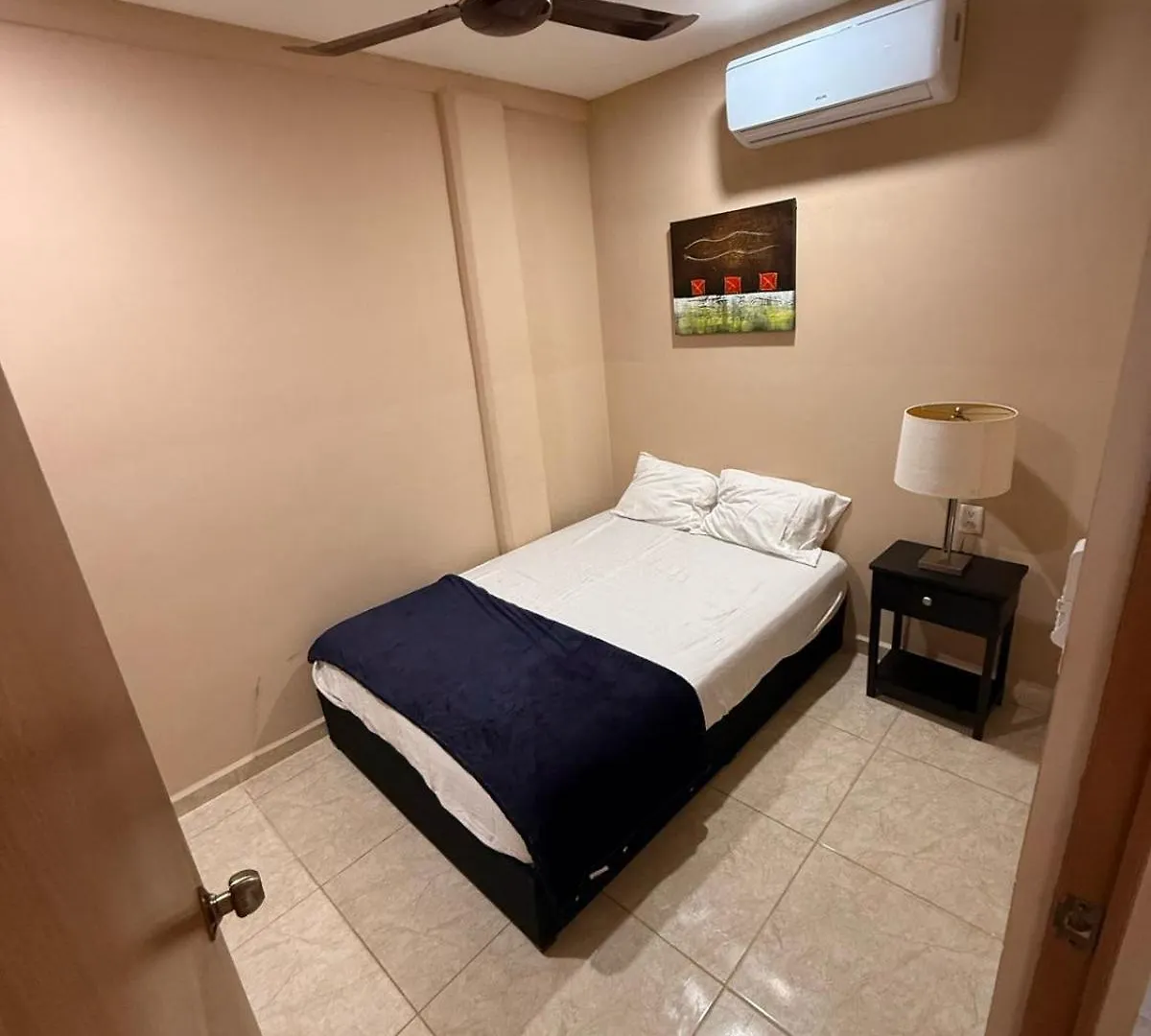 신데 델 카르멘 Torre 70, Departamento 11 아파트